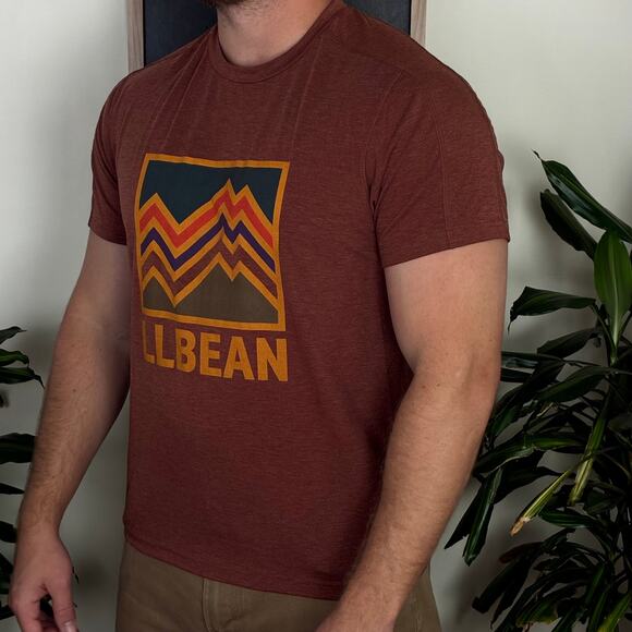 LL Bean Graphic T-Shirt - Picture 2 of 4